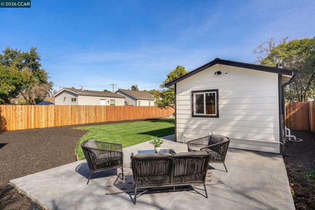 2653 Garden Ave, Concord, CA 94520