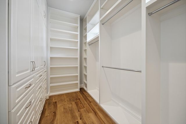 114 Calle Catalina Place, Houston, TX 77007
