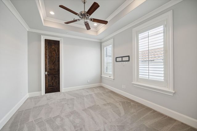 114 Calle Catalina Place, Houston, TX 77007