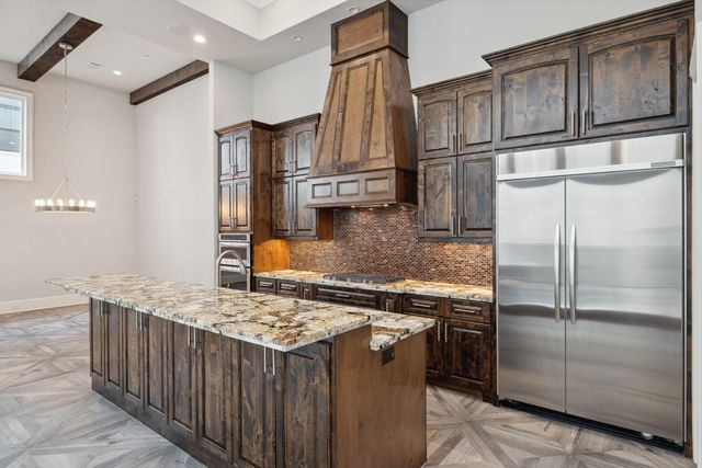 114 Calle Catalina Place, Houston, TX 77007