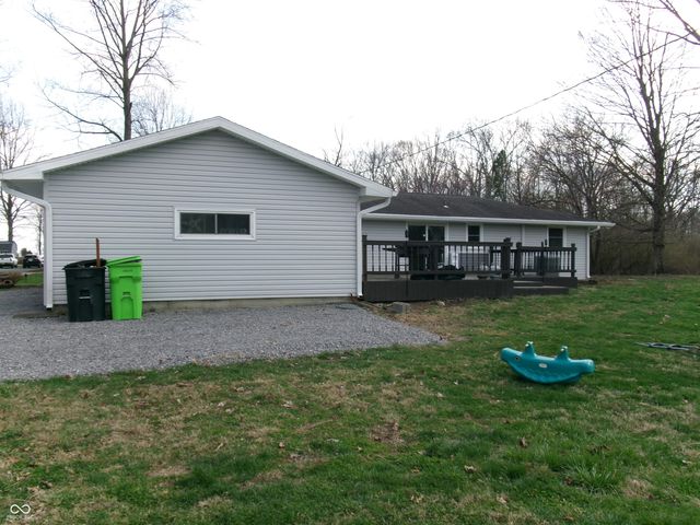 5453 S Holiday Drive, Crawfordsville, IN 47933