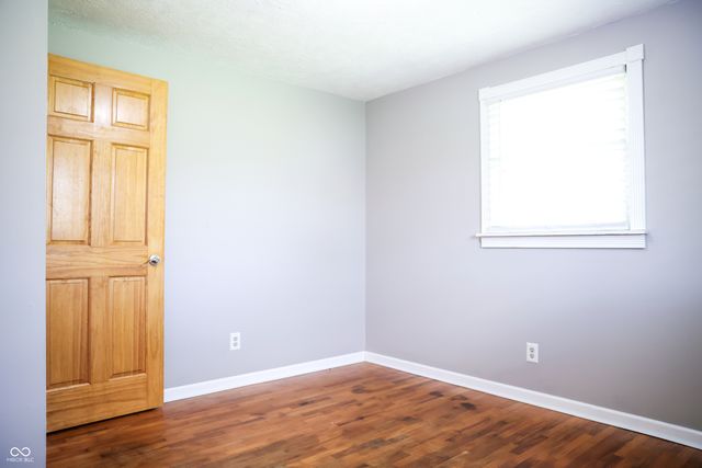 5453 S Holiday Drive, Crawfordsville, IN 47933