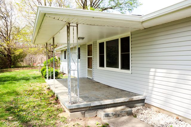5453 S Holiday Drive, Crawfordsville, IN 47933