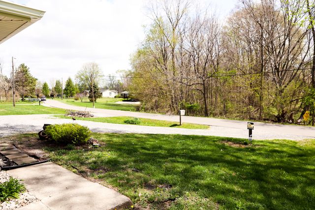 5453 S Holiday Drive, Crawfordsville, IN 47933
