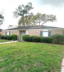 8343 Waynemer Way, Houston, TX 77040