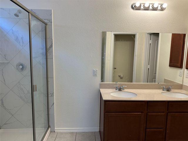 13904 Lyndon B Johnson ST, Manor, TX 78653