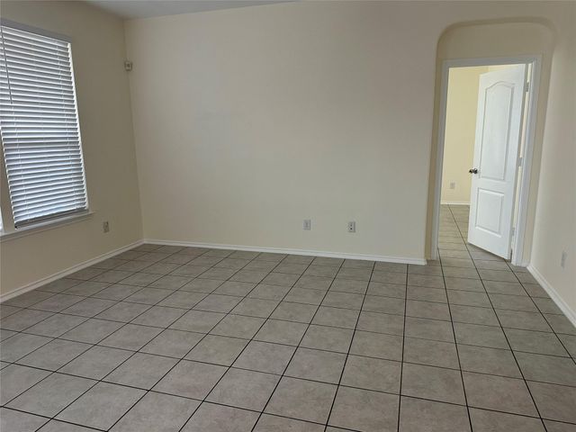 13904 Lyndon B Johnson ST, Manor, TX 78653