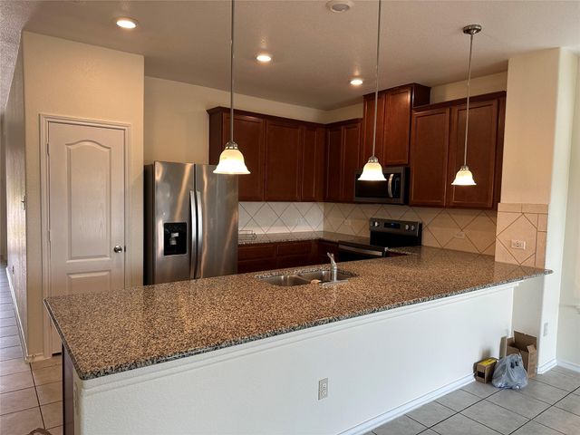 13904 Lyndon B Johnson ST, Manor, TX 78653