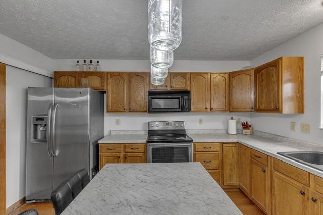 3832 Liriope Street, Canal Winchester, OH 43110