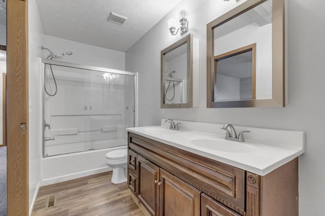 3832 Liriope Street, Canal Winchester, OH 43110