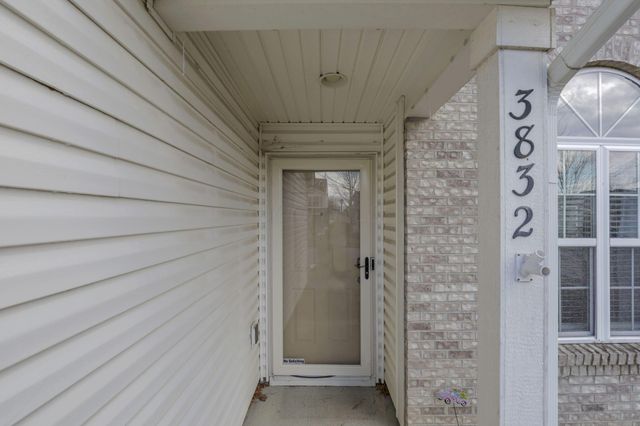 3832 Liriope Street, Canal Winchester, OH 43110