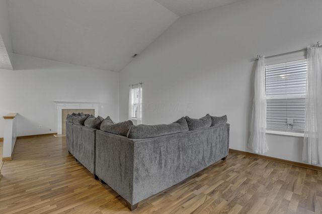 3832 Liriope Street, Canal Winchester, OH 43110