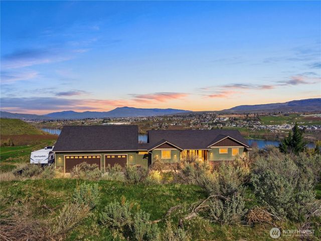 2128 McEldowney Road, Malaga, WA 98828