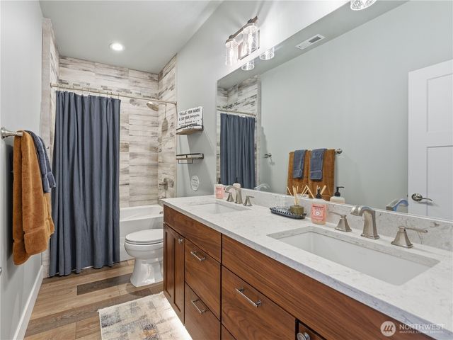 2128 McEldowney Road, Malaga, WA 98828