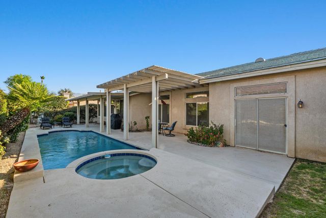 40650 Cabana Court, Palm Desert, CA 92260