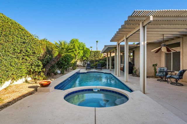 40650 Cabana Court, Palm Desert, CA 92260