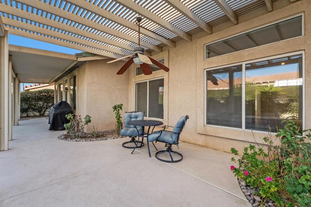 40650 Cabana Court, Palm Desert, CA 92260