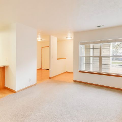 150 N Wooster Street 2, Capron, IL 61012