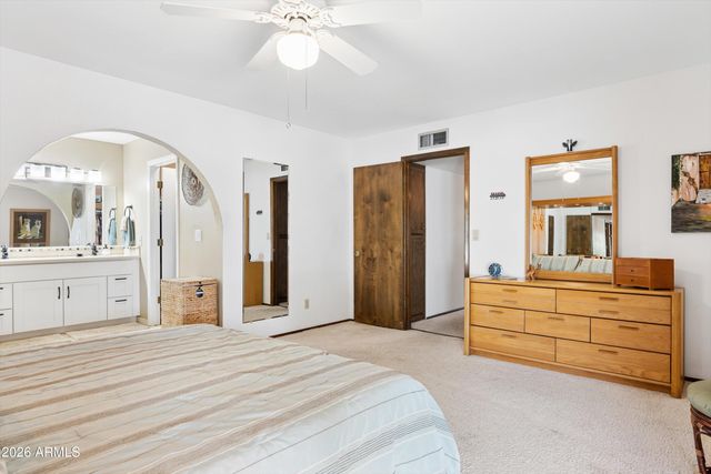 2930 E ACOMA Drive E, Phoenix, AZ 85032