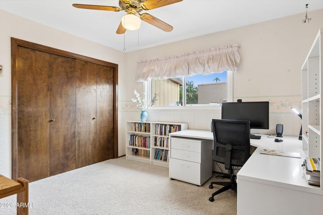 2930 E ACOMA Drive E, Phoenix, AZ 85032