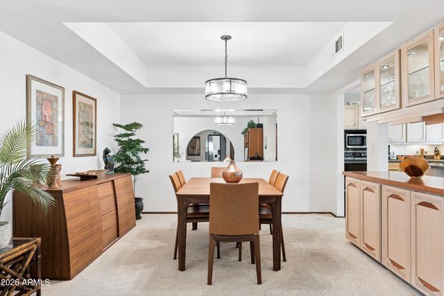 2930 E ACOMA Drive E, Phoenix, AZ 85032