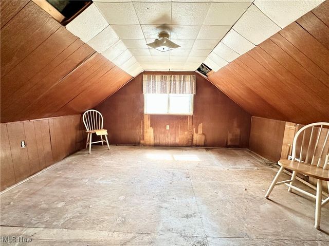 1093 Neville Street, Follansbee, WV 26037