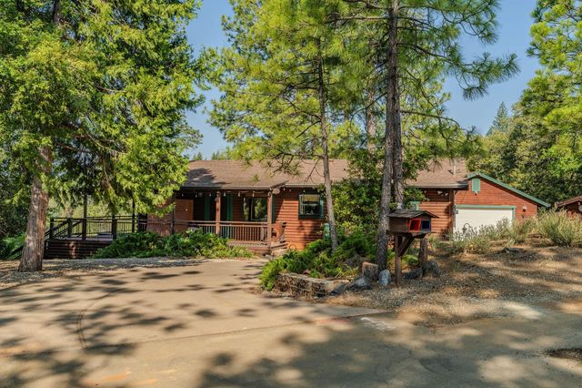 12325 Eldel Rd, Pine Grove, CA 95665