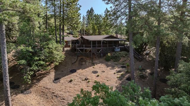 12325 Eldel Rd, Pine Grove, CA 95665