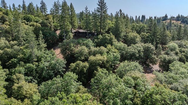12325 Eldel Rd, Pine Grove, CA 95665