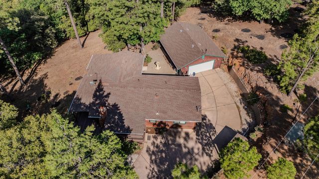 12325 Eldel Rd, Pine Grove, CA 95665