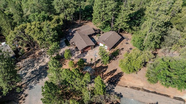 12325 Eldel Rd, Pine Grove, CA 95665