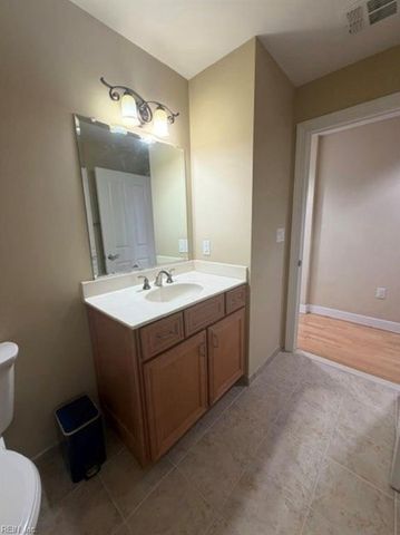 4545 Commerce St Unit 2102, Virginia Beach, VA 23462