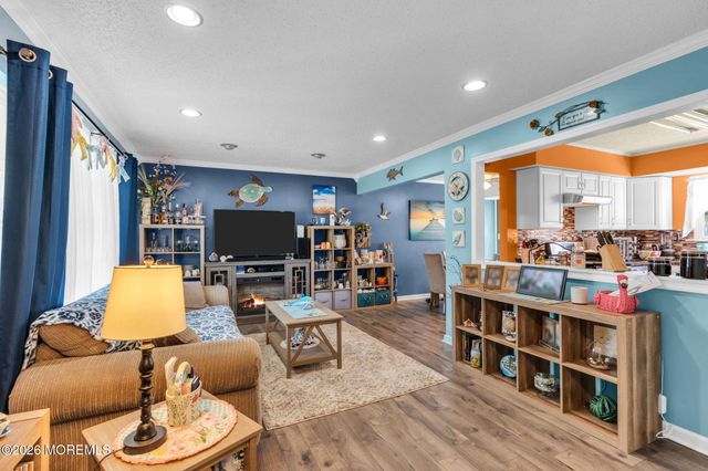 235 Timberline Road, Toms River, NJ 08753
