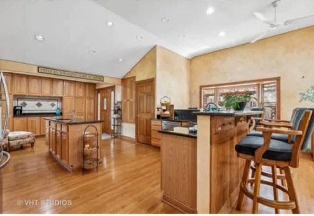 19738 W Martin Drive, Mundelein, IL 60060