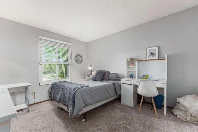 5355 Davidson Road, Hilliard, OH 43026