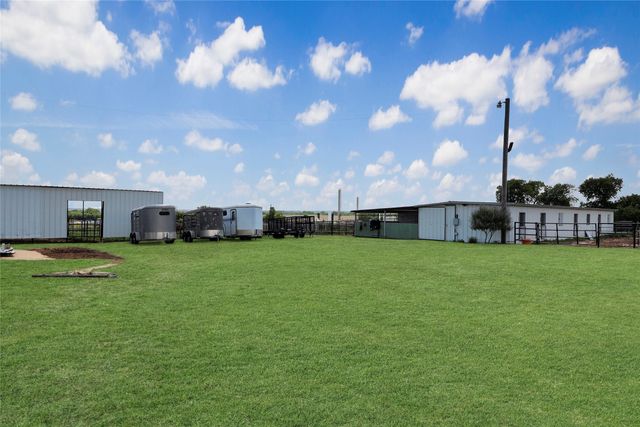 2408 Strader Road, Dish, TX 76247