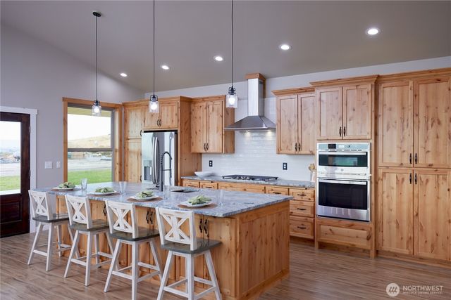 268 Bending Brooke Lane, Walla Walla, WA 99362