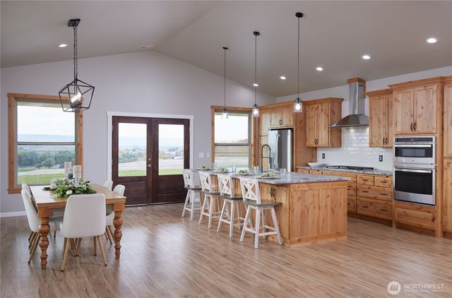 268 Bending Brooke Lane, Walla Walla, WA 99362