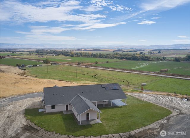 268 Bending Brooke Lane, Walla Walla, WA 99362