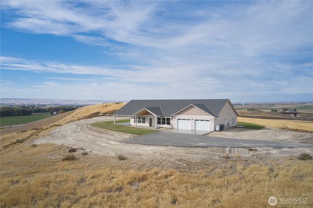 268 Bending Brooke Lane, Walla Walla, WA 99362