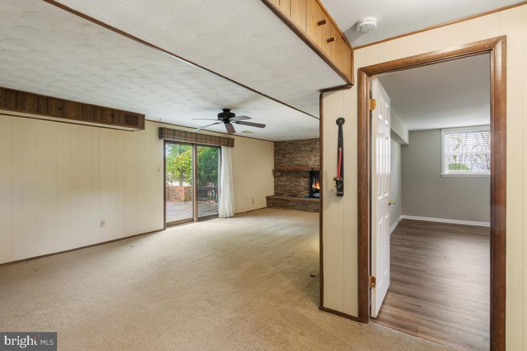 Image 28 of property listing at 304 TOWNLEIGH RD, Reisterstown, MD 21136