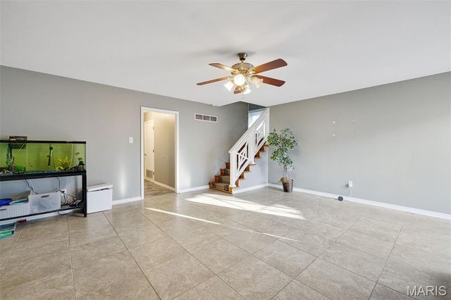 2713 Treadway Avenue, St Charles, MO 63301