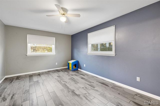 2713 Treadway Avenue, St Charles, MO 63301