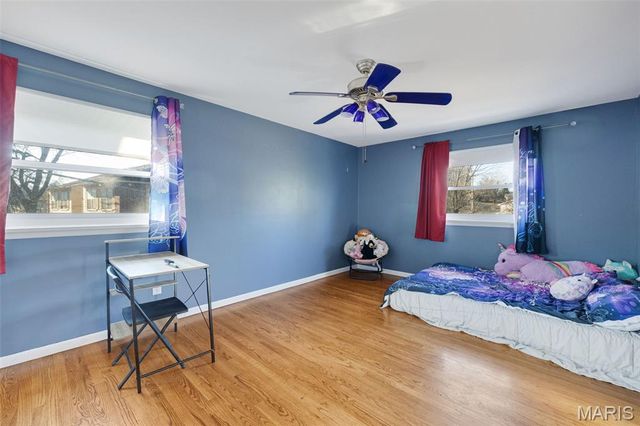 2713 Treadway Avenue, St Charles, MO 63301