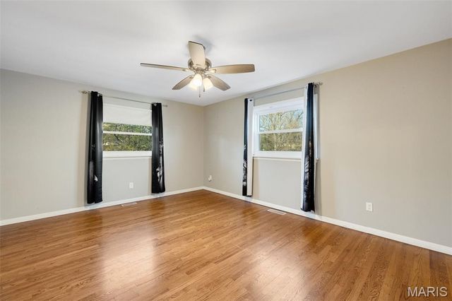 2713 Treadway Avenue, St Charles, MO 63301