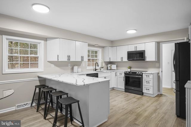 528 CLARKS RUN RD, La Plata, MD 20646