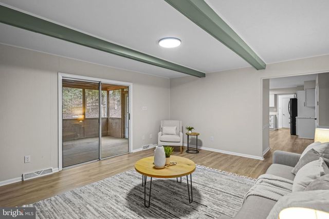 528 CLARKS RUN RD, La Plata, MD 20646