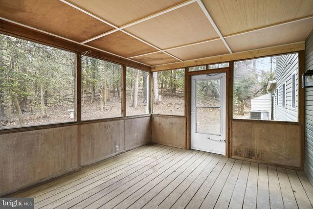 528 CLARKS RUN RD, La Plata, MD 20646