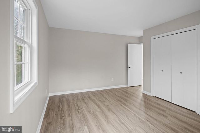 528 CLARKS RUN RD, La Plata, MD 20646