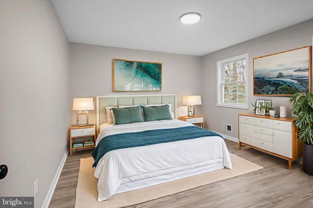 528 CLARKS RUN RD, La Plata, MD 20646